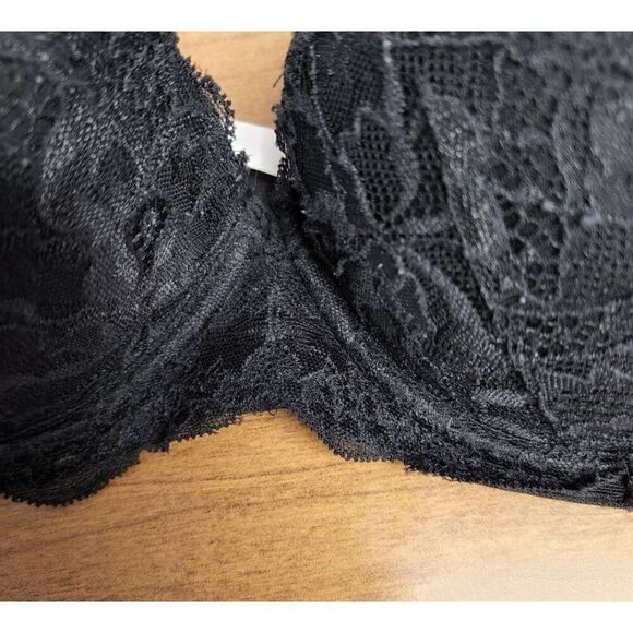 PINK SET OF 2 32DD bras. 1- Wear Everywhere underwire Bra; black and gry space d - Picture 10 of 15